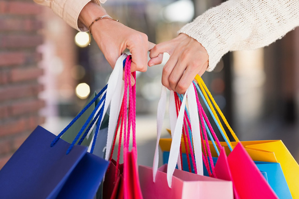 李佳琦、薇婭直播帶貨是記“七傷拳”